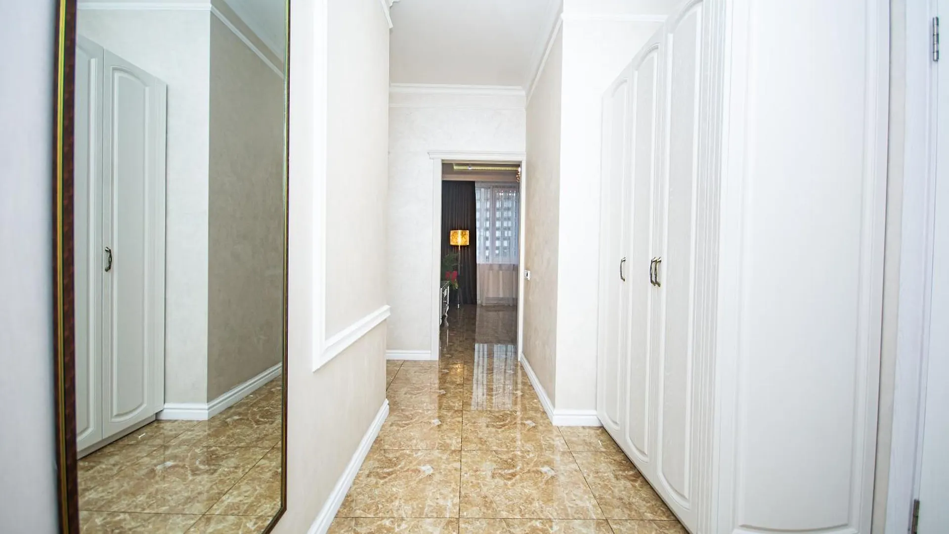Luxury For Business & Pleasure Royal 2 Appartement Kiev